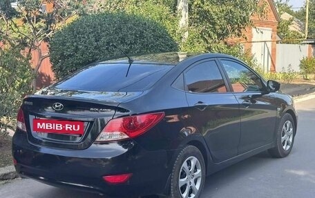 Hyundai Solaris II рестайлинг, 2012 год, 850 000 рублей, 2 фотография