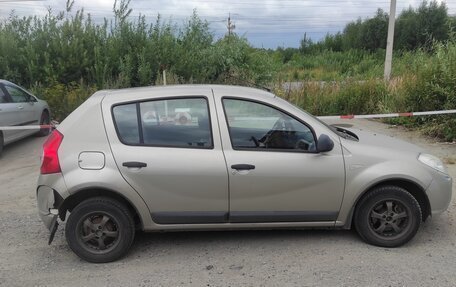 Renault Sandero I, 2011 год, 330 000 рублей, 2 фотография