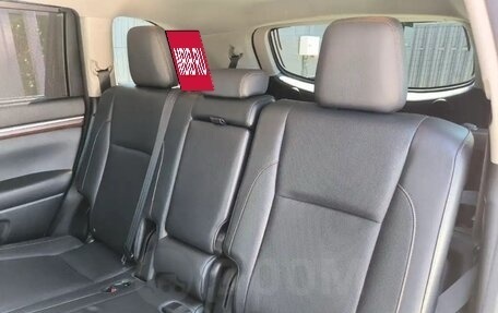 Toyota Highlander III, 2014 год, 3 000 000 рублей, 13 фотография