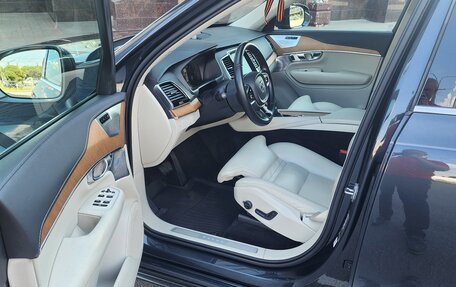 Volvo XC90 II рестайлинг, 2018 год, 3 999 900 рублей, 10 фотография