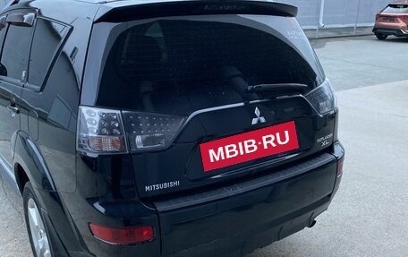 Mitsubishi Outlander III рестайлинг 3, 2008 год, 995 000 рублей, 3 фотография