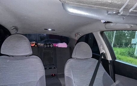 Nissan Primera III, 2004 год, 300 000 рублей, 10 фотография