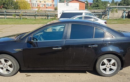Chevrolet Cruze II, 2010 год, 650 000 рублей, 2 фотография