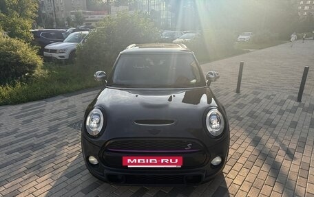 MINI Hatch, 2018 год, 2 450 000 рублей, 2 фотография