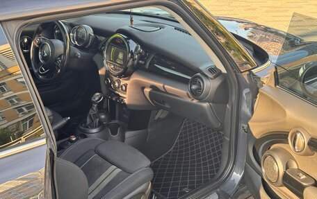 MINI Hatch, 2018 год, 2 450 000 рублей, 9 фотография