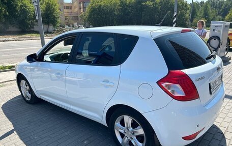 KIA cee'd I рестайлинг, 2011 год, 910 000 рублей, 4 фотография