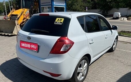 KIA cee'd I рестайлинг, 2011 год, 910 000 рублей, 3 фотография
