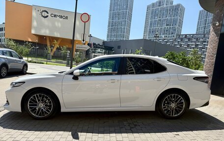 Toyota Camry, 2018 год, 2 550 000 рублей, 3 фотография
