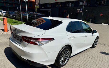 Toyota Camry, 2018 год, 2 550 000 рублей, 5 фотография