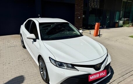 Toyota Camry, 2018 год, 2 550 000 рублей, 2 фотография