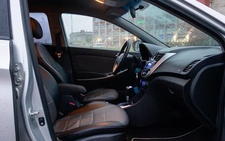 Hyundai Solaris II рестайлинг, 2012 год, 599 000 рублей, 14 фотография