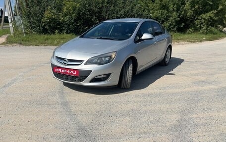 Opel Astra J, 2013 год, 820 000 рублей, 3 фотография