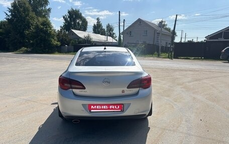 Opel Astra J, 2013 год, 820 000 рублей, 5 фотография