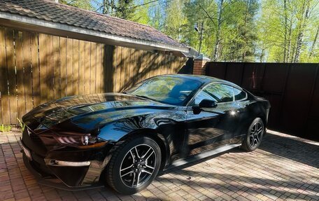 Ford Mustang VI рестайлинг, 2018 год, 2 950 000 рублей, 6 фотография
