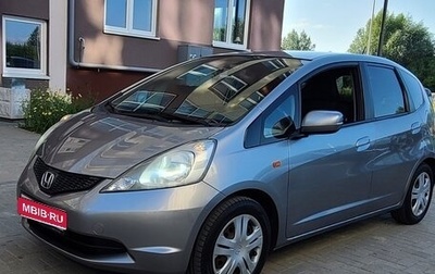 Honda Jazz II рестайлинг, 2008 год, 670 000 рублей, 1 фотография