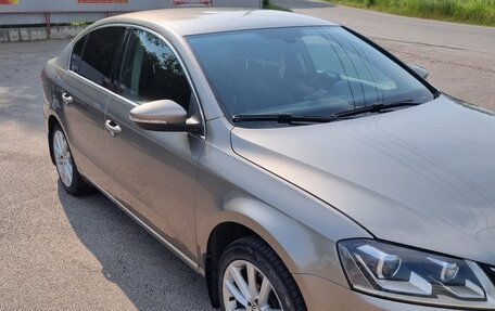 Volkswagen Passat B7, 2012 год, 999 990 рублей, 18 фотография