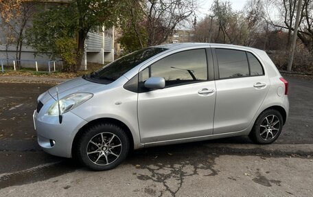 Toyota Vitz, 2005 год, 550 000 рублей, 2 фотография