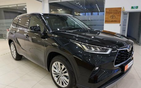 Toyota Highlander, 2025 год, 5 700 000 рублей, 3 фотография