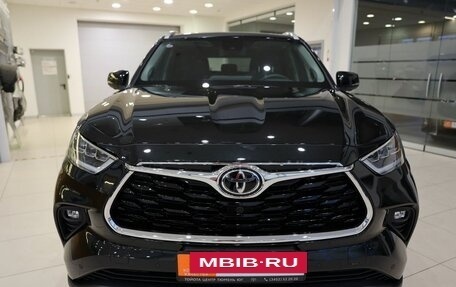 Toyota Highlander, 2025 год, 5 700 000 рублей, 2 фотография