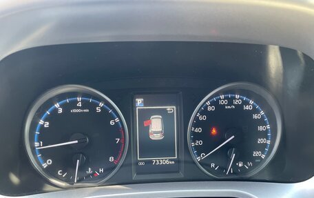 Toyota RAV4, 2016 год, 2 550 000 рублей, 9 фотография