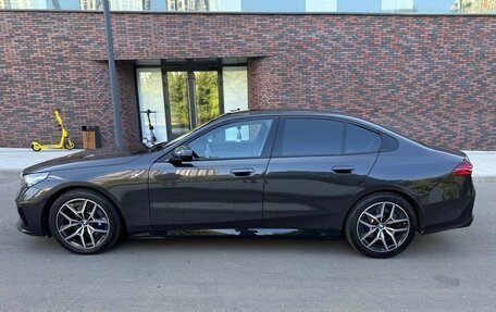 BMW 5 серия, 2023 год, 6 900 000 рублей, 15 фотография