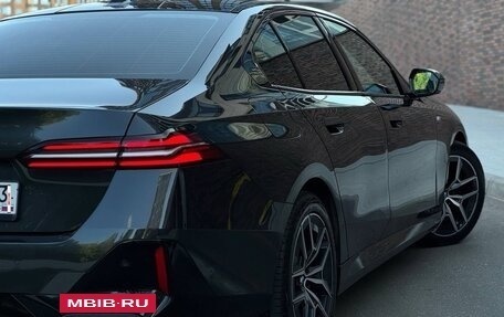 BMW 5 серия, 2023 год, 6 900 000 рублей, 5 фотография