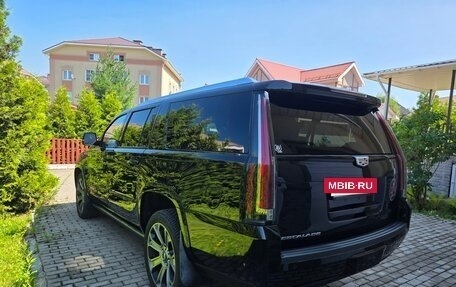Cadillac Escalade IV, 2020 год, 6 500 000 рублей, 7 фотография