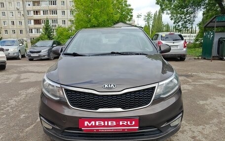 KIA Rio III рестайлинг, 2016 год, 845 000 рублей, 2 фотография