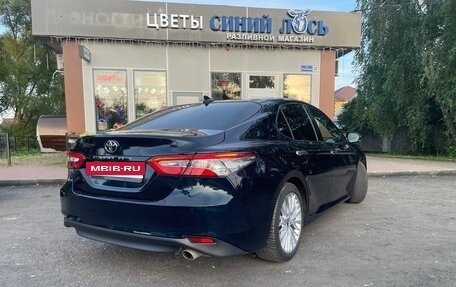 Toyota Camry, 2020 год, 3 490 000 рублей, 4 фотография