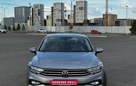 Volkswagen Passat B8 рестайлинг, 2021 год, 2 900 000 рублей, 9 фотография