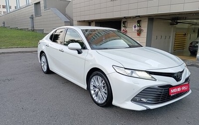 Toyota Camry, 2019 год, 2 600 000 рублей, 1 фотография