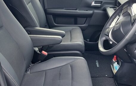 Honda Stepwgn IV, 2014 год, 1 789 000 рублей, 13 фотография