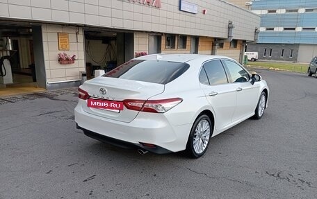 Toyota Camry, 2019 год, 2 600 000 рублей, 3 фотография