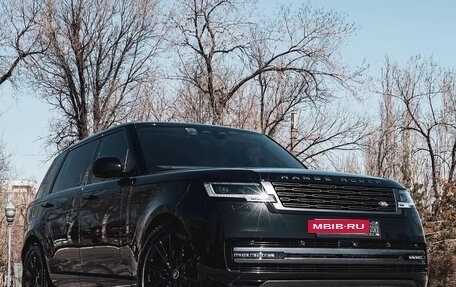Land Rover Range Rover IV рестайлинг, 2022 год, 21 500 000 рублей, 4 фотография