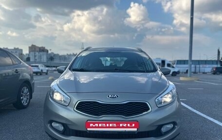 KIA cee'd III, 2012 год, 990 000 рублей, 2 фотография