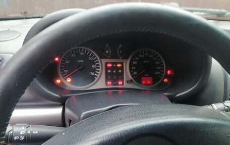 Renault Clio III, 2001 год, 150 000 рублей, 4 фотография