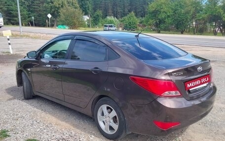 Hyundai Solaris II рестайлинг, 2014 год, 540 000 рублей, 2 фотография