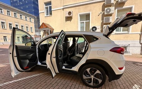 Hyundai Tucson III, 2017 год, 2 000 000 рублей, 5 фотография