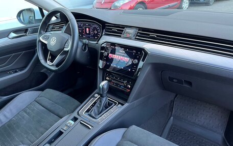 Volkswagen Passat B8 рестайлинг, 2021 год, 2 821 200 рублей, 8 фотография