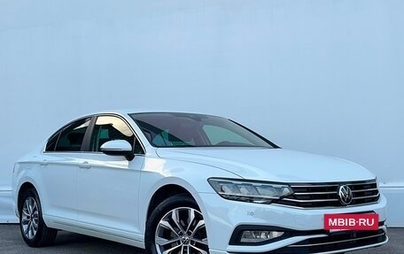 Volkswagen Passat B8 рестайлинг, 2021 год, 2 821 200 рублей, 3 фотография