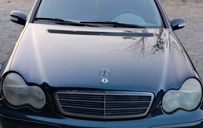 Mercedes-Benz C-Класс, 2002 год, 550 000 рублей, 1 фотография