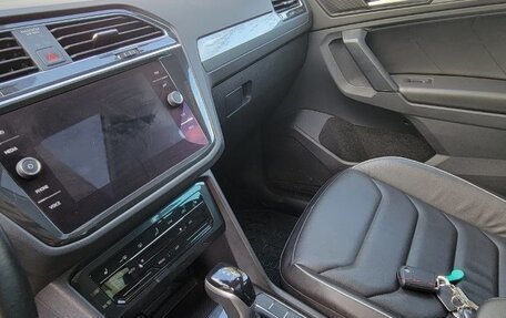 Volkswagen Tiguan II, 2021 год, 3 400 000 рублей, 8 фотография