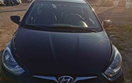 Hyundai Solaris II рестайлинг, 2013 год, 870 000 рублей, 7 фотография