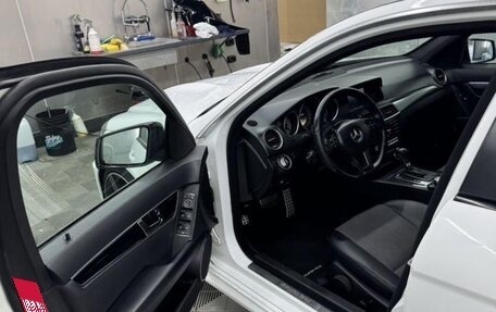Mercedes-Benz C-Класс, 2012 год, 1 100 000 рублей, 10 фотография