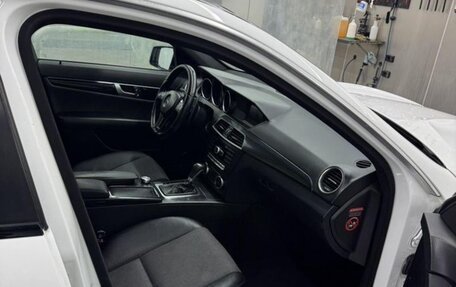 Mercedes-Benz C-Класс, 2012 год, 1 100 000 рублей, 14 фотография
