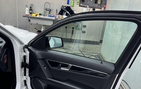 Mercedes-Benz C-Класс, 2012 год, 1 100 000 рублей, 13 фотография