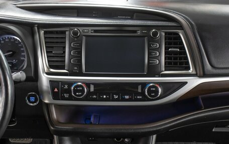 Toyota Highlander III, 2015 год, 2 498 000 рублей, 16 фотография