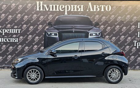 Toyota Yaris, 2020 год, 1 390 000 рублей, 5 фотография