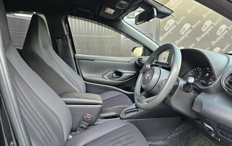 Toyota Yaris, 2020 год, 1 390 000 рублей, 15 фотография