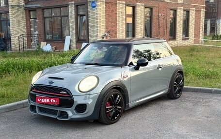 MINI Hatch, 2017 год, 2 350 000 рублей, 1 фотография
